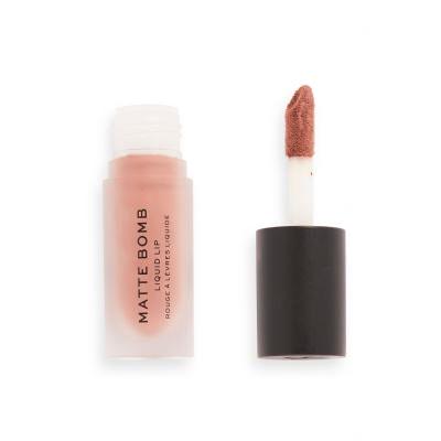 Makeup Revolution London Matte Bomb Rúž pre ženy 4,6 ml Odtieň Delicate Brown