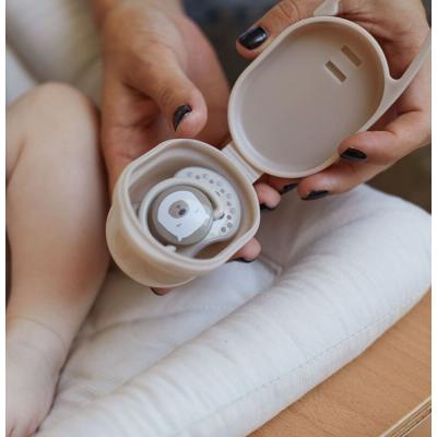 LOVI Soother Container Beige Púzdro na cumlík pre deti 1 ks