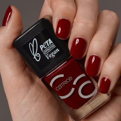 Catrice Iconails Lak na nechty pre ženy 10,5 ml Odtieň 03 Caught On The Red Carpet