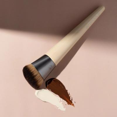 EcoTools Brush Wonder Cover Complexion Foundation Štetec pre ženy 1 ks