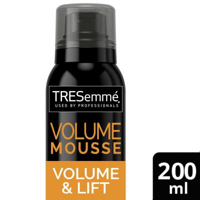 TRESemmé Volume Mousse Tužidlo na vlasy pre ženy 200 ml