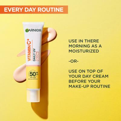 Garnier Skin Naturals Vitamin C Daily UV Glow SPF50+ Denný pleťový krém pre ženy 40 ml