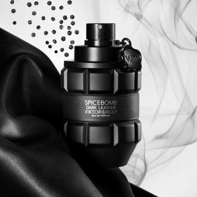 Viktor &amp; Rolf Spicebomb Dark Leather Darčeková kazeta parfumovaná voda 90 ml + parfumovaná voda 10 ml