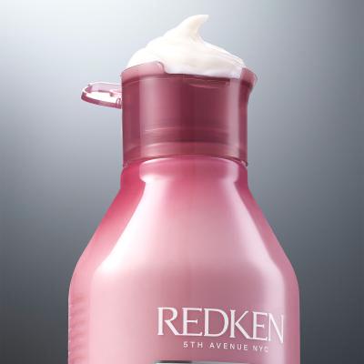 Redken Volume Injection Dream Big Darčeková kazeta šampón Volume Injection 300 ml + kondicionér Volume Injection 300 ml + vlasová starostlivosť One United All-In-One Multi-Benefit Treatment 150 ml