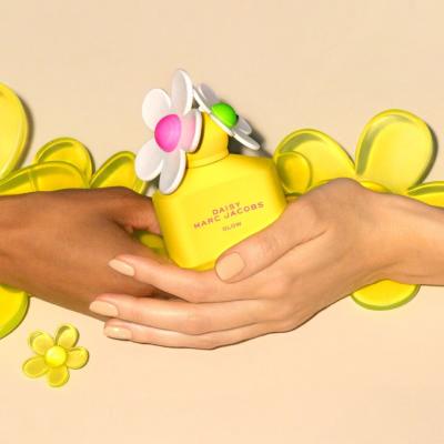 Marc Jacobs Daisy Glow Toaletná voda pre ženy 50 ml