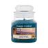 Yankee Candle Beach Escape Vonná sviečka 104 g